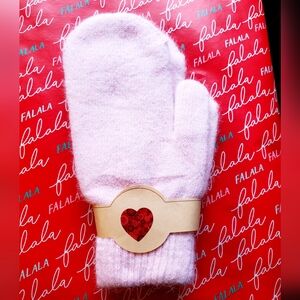 Wool, angora mittens ♥️